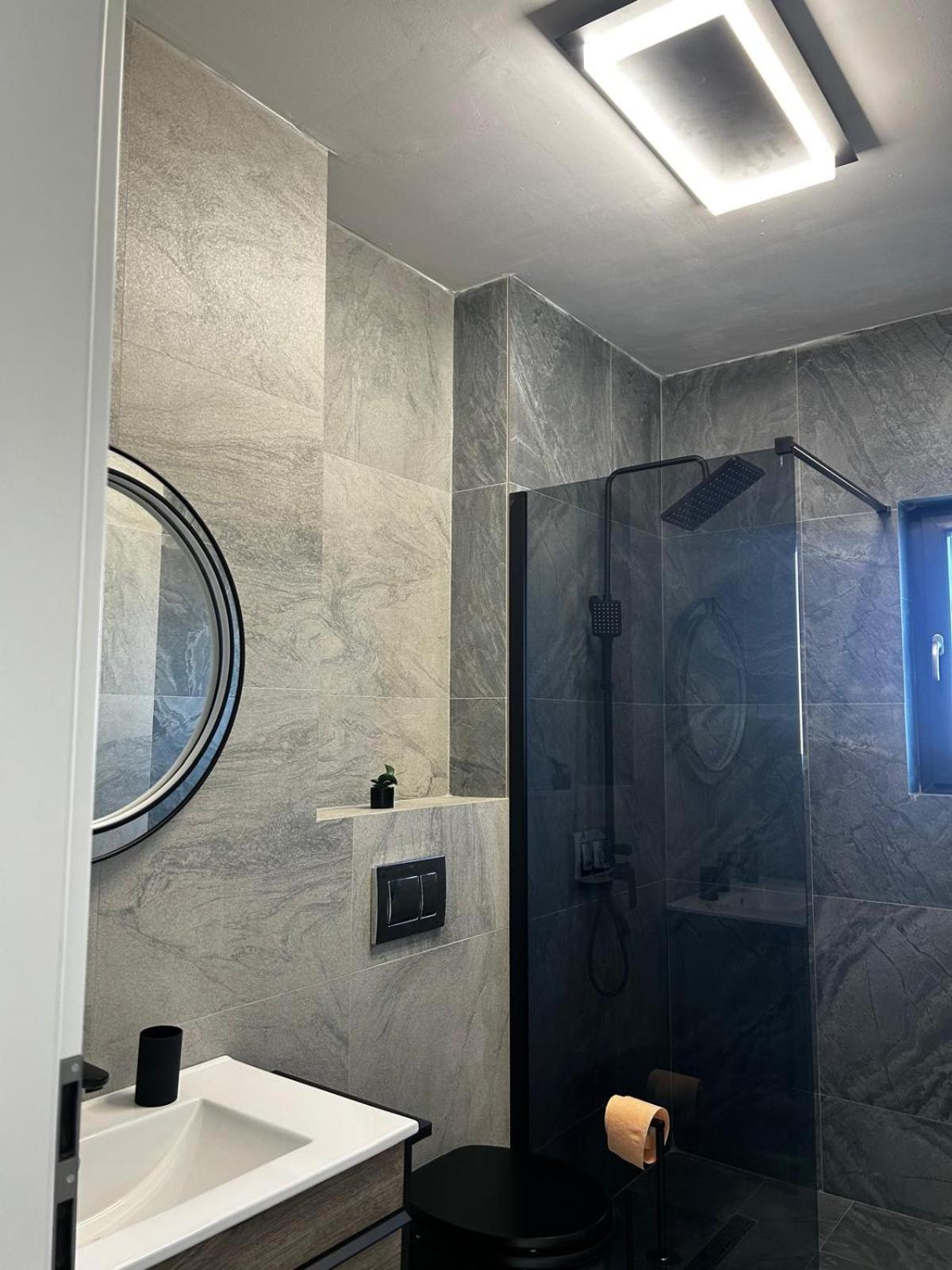 K&K Apartements Крайова Экстерьер фото